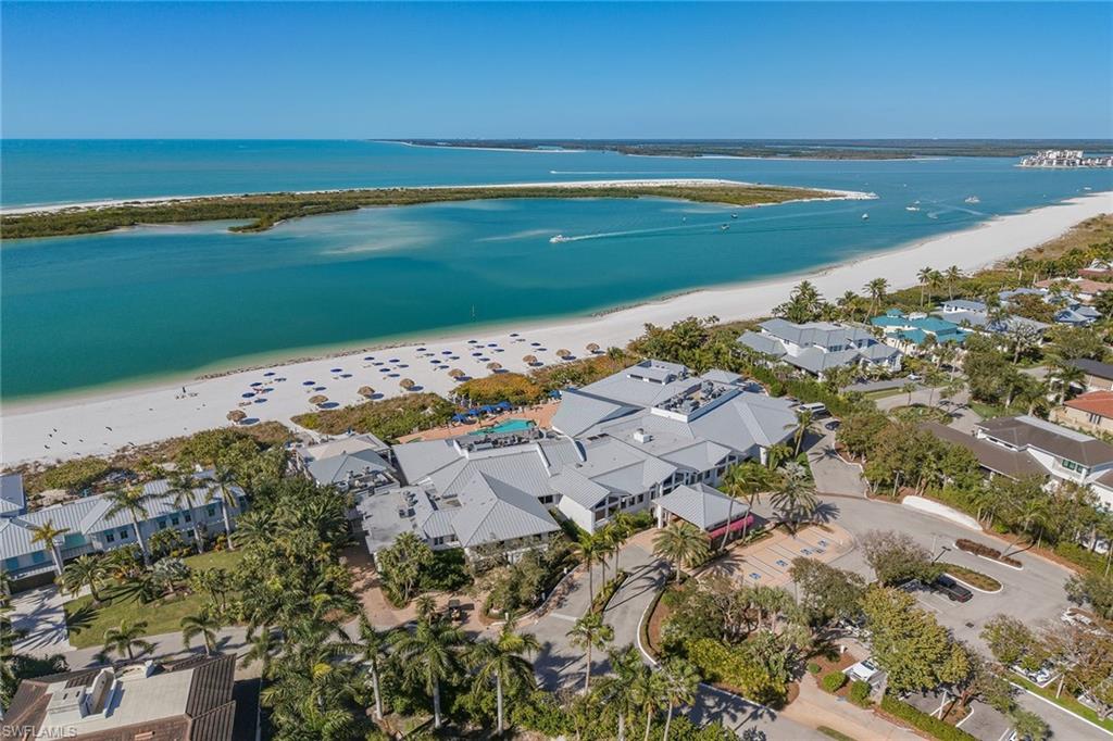 ROYAL MARCO POINT - Residential