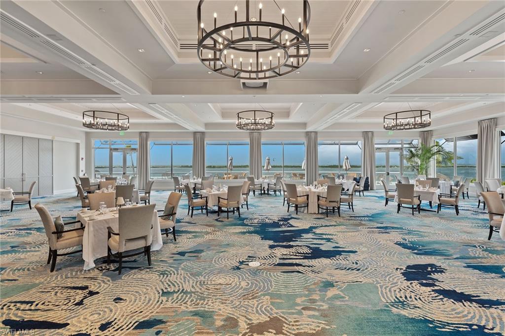 ROYAL MARCO POINT - Residential