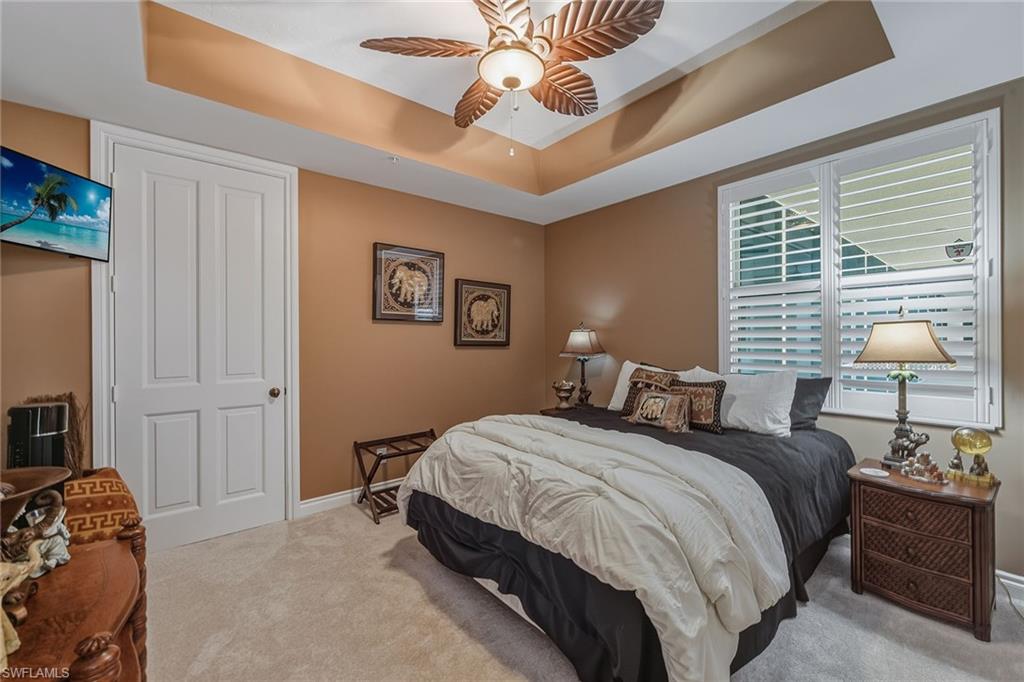 ROYAL MARCO POINT - Residential