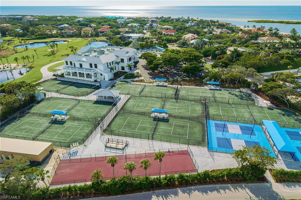 ROYAL MARCO POINT - Residential