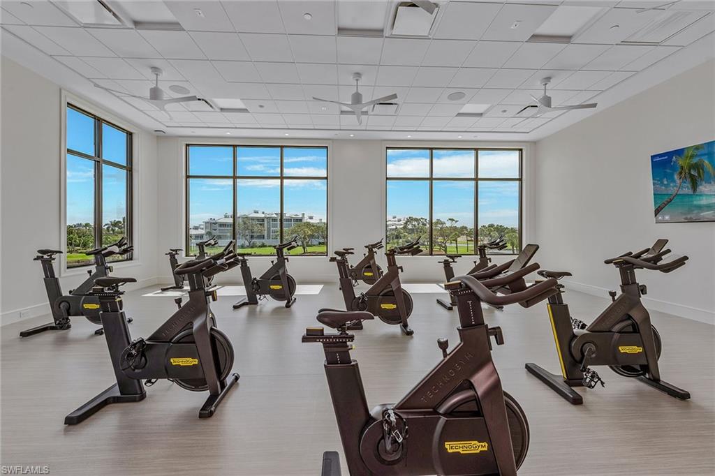 ROYAL MARCO POINT - Residential