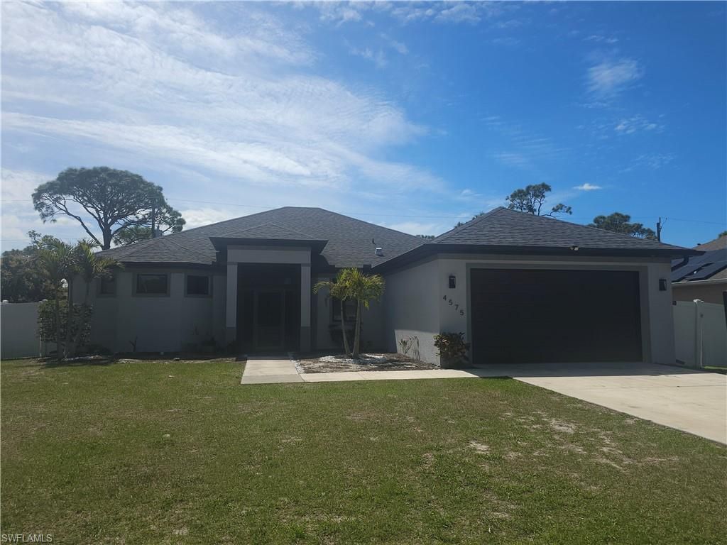 Photo of 4575 Catalina LN, BONITA SPRINGS, FL 34134 (MLS # 226012062)