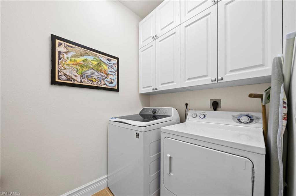 LAUREL GREENS - Residential