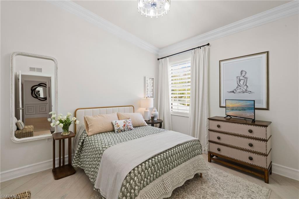 LAUREL GREENS - Residential