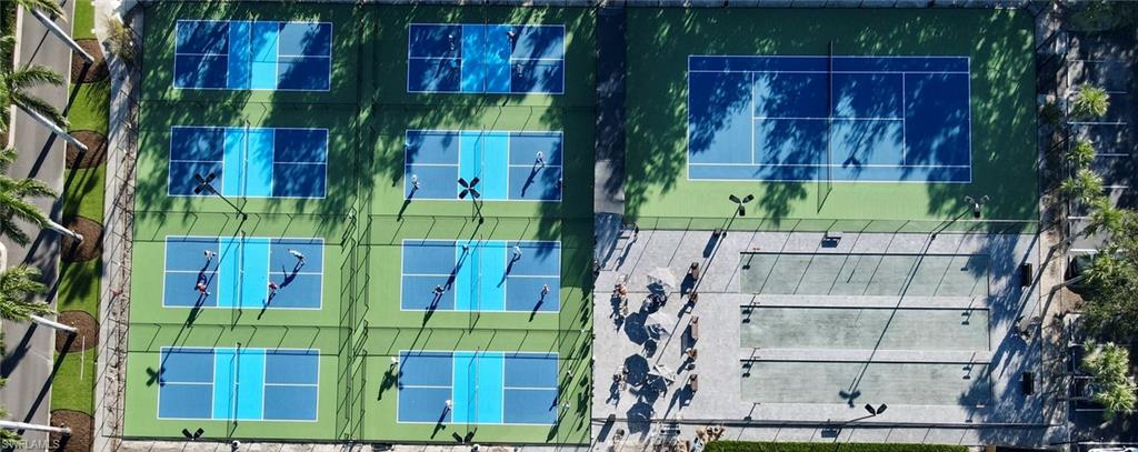 LAUREL GREENS - Residential