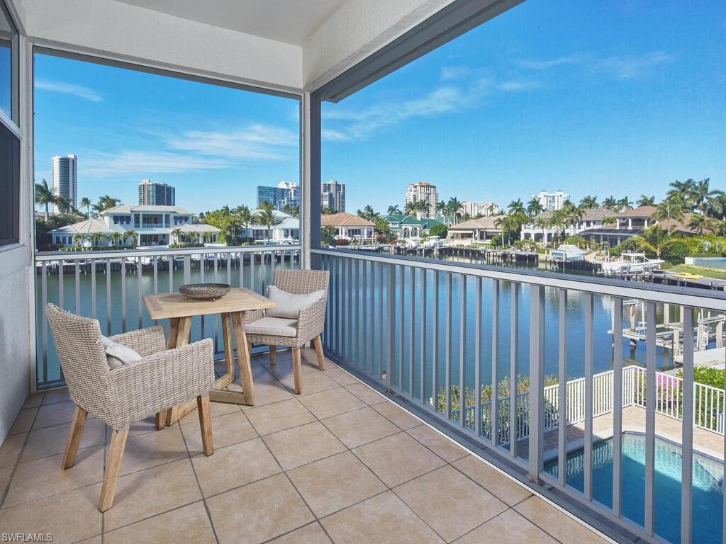 PARK SHORE - Residential Lease