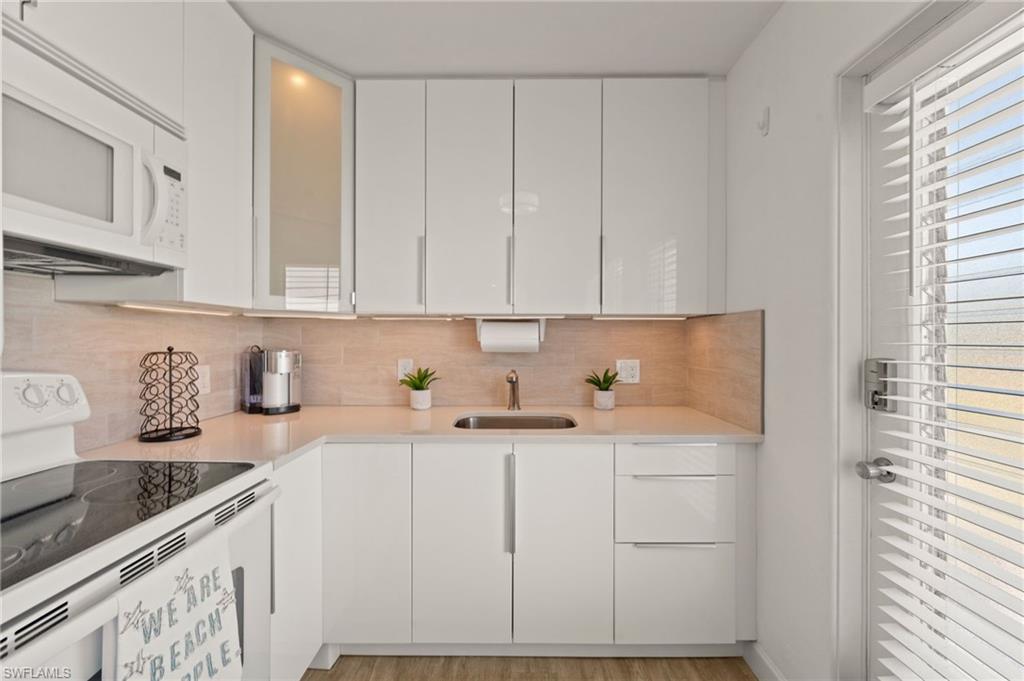 GARDEN COURT - Residential