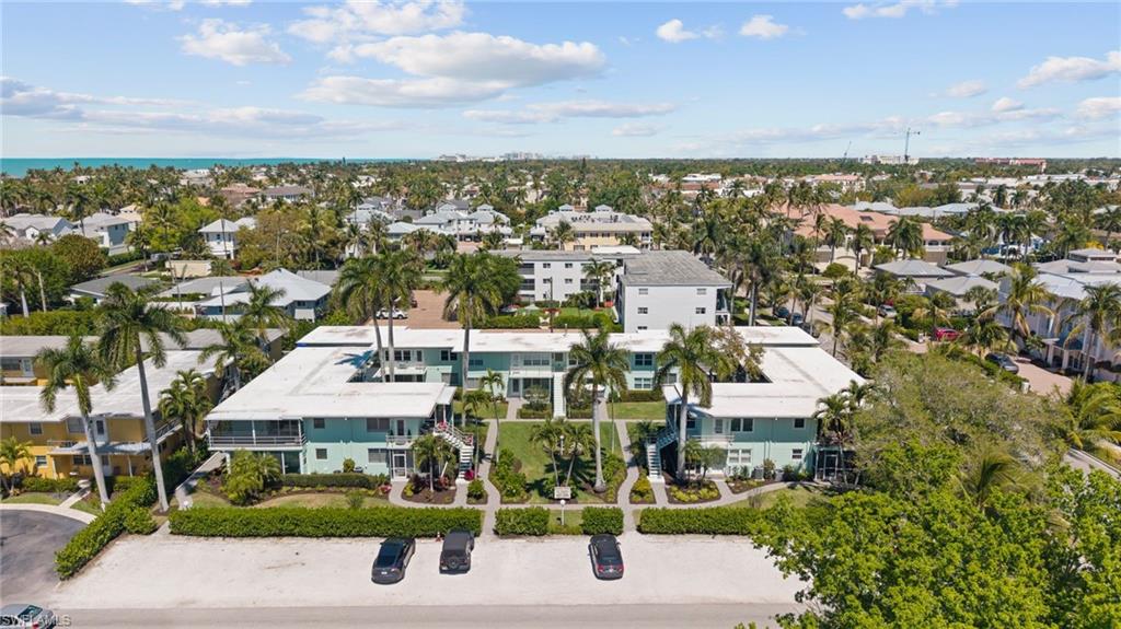 GARDEN COURT - Residential