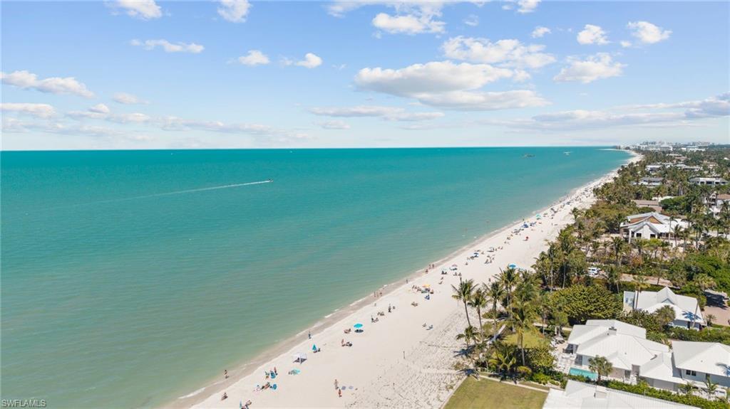 GARDEN COURT - Residential