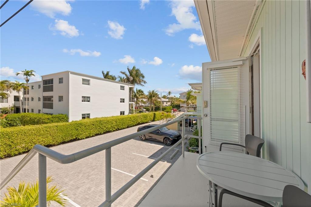 GARDEN COURT - Residential