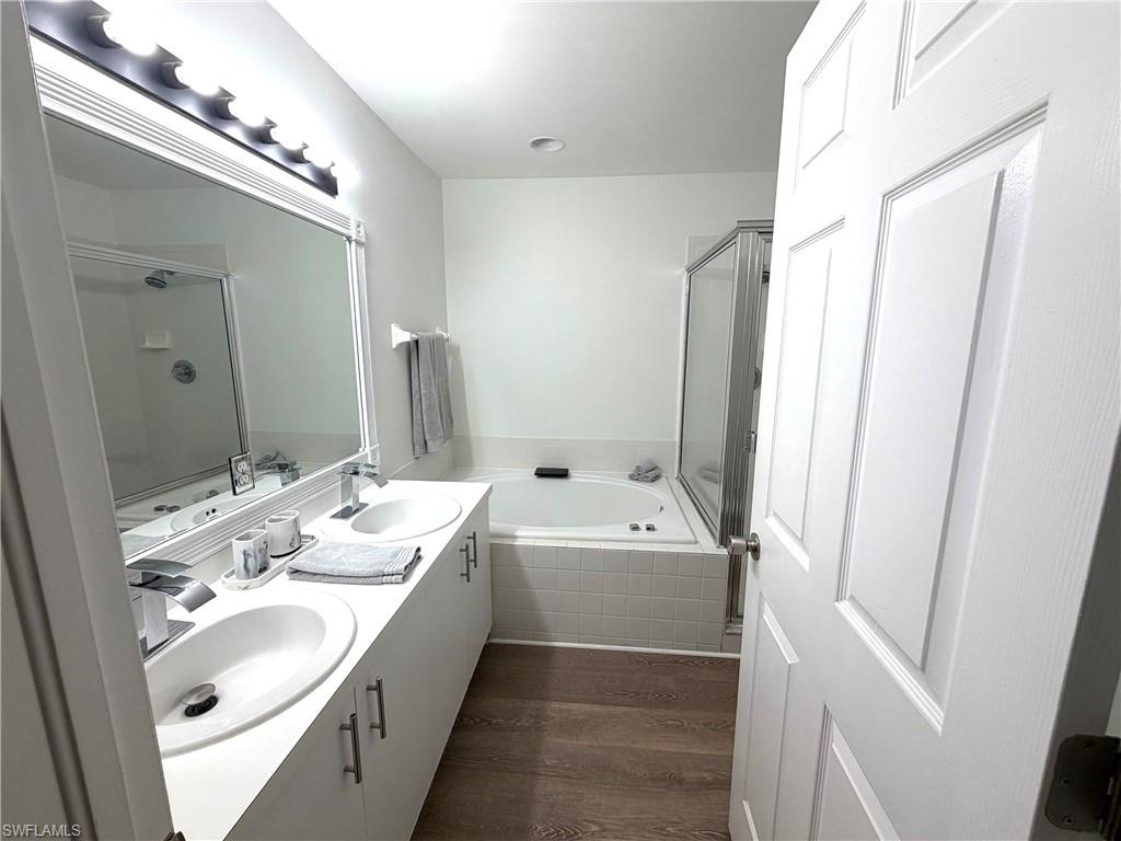 WILSHIRE LAKES - Residential Lease