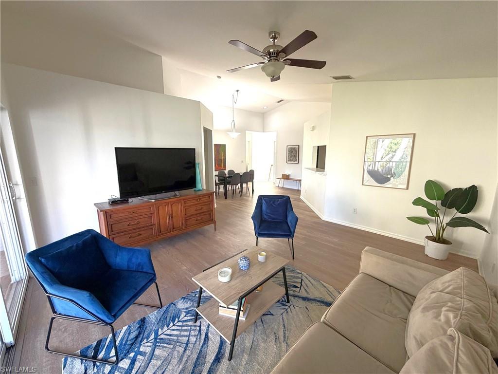 WILSHIRE LAKES - Residential Lease