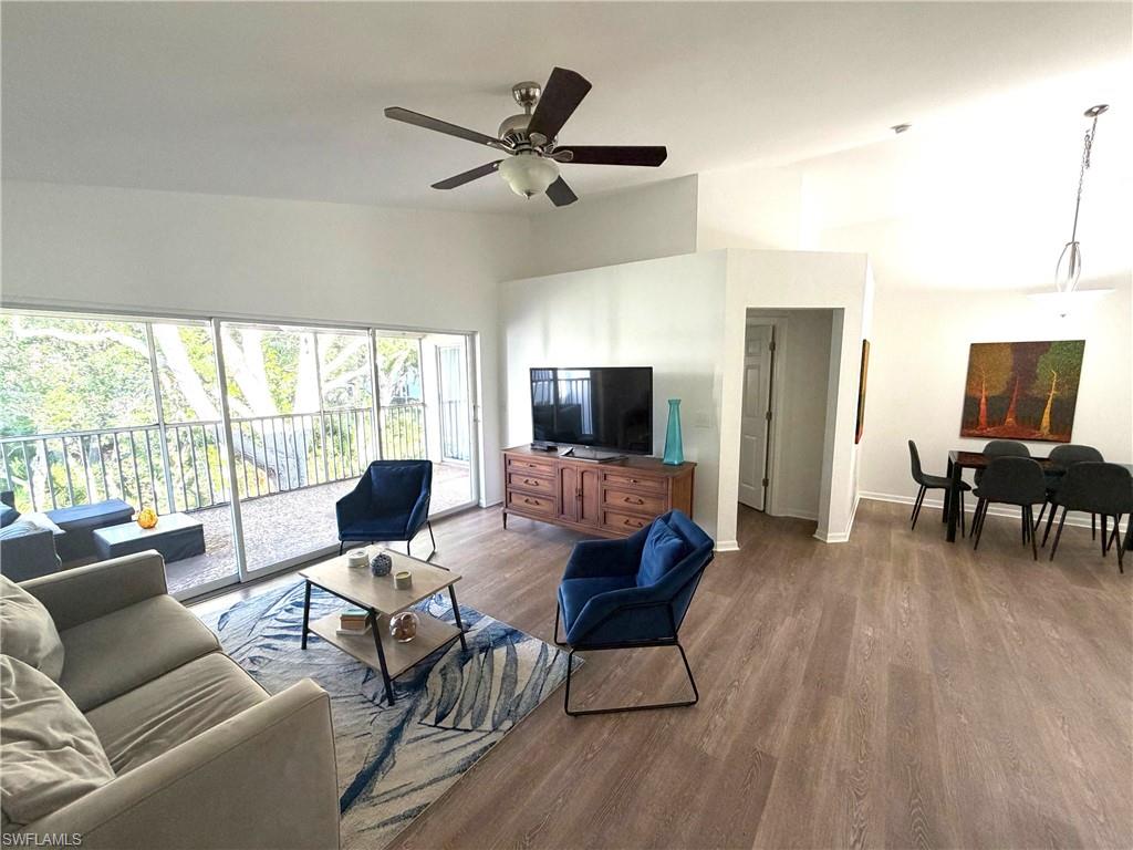 WILSHIRE LAKES - Residential Lease