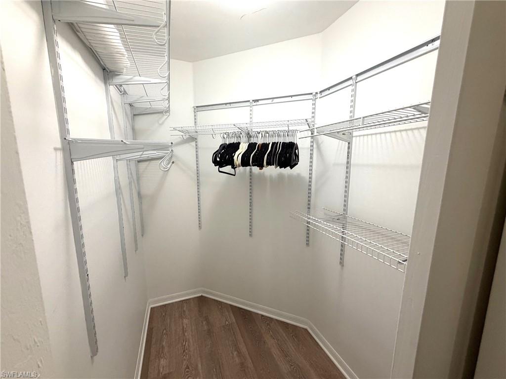 WILSHIRE LAKES - Residential Lease