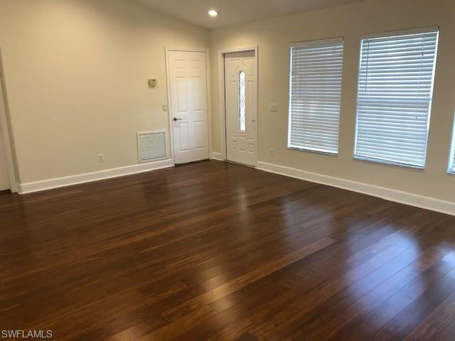 SAN CARLOS PARK - Residential