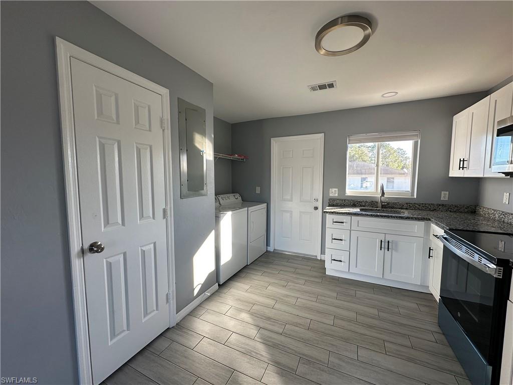 LEHIGH ESTATES - Residential Lease