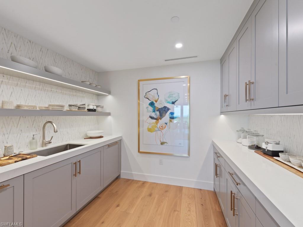 KALEA BAY TOWER 200 - Residential