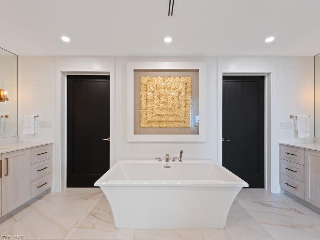 KALEA BAY TOWER 200 - Residential