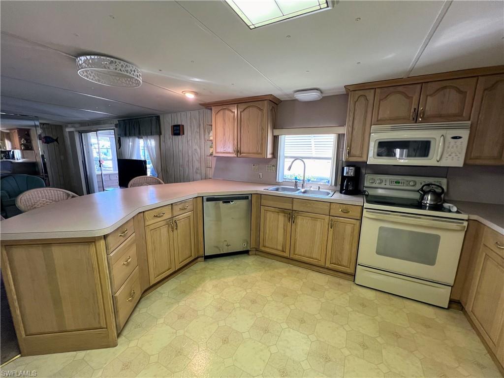 POINSETTIA PARK MOBILE HOME CO-OP INC - Residential