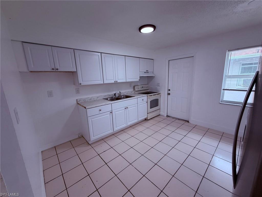 FORT MYERS - Residential Lease