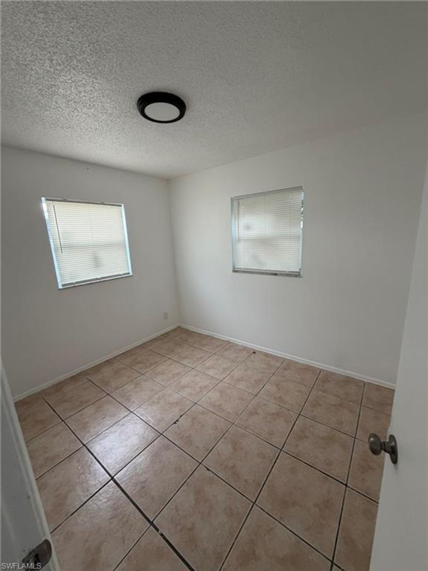 Renovated 2 bedroom unit.  In unit laundry.  Central AC