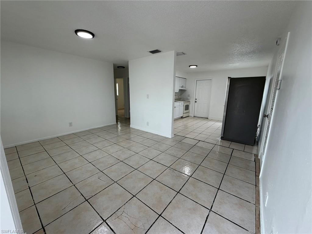 FORT MYERS - Residential Lease