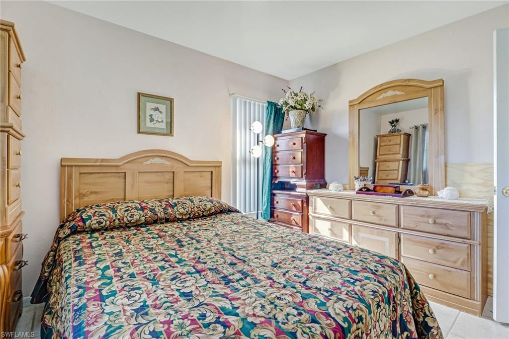 GOLDEN GATE CITY - Residential