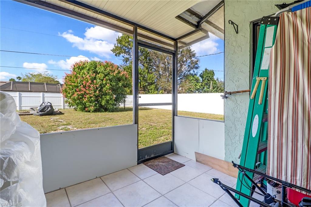 GOLDEN GATE CITY - Residential