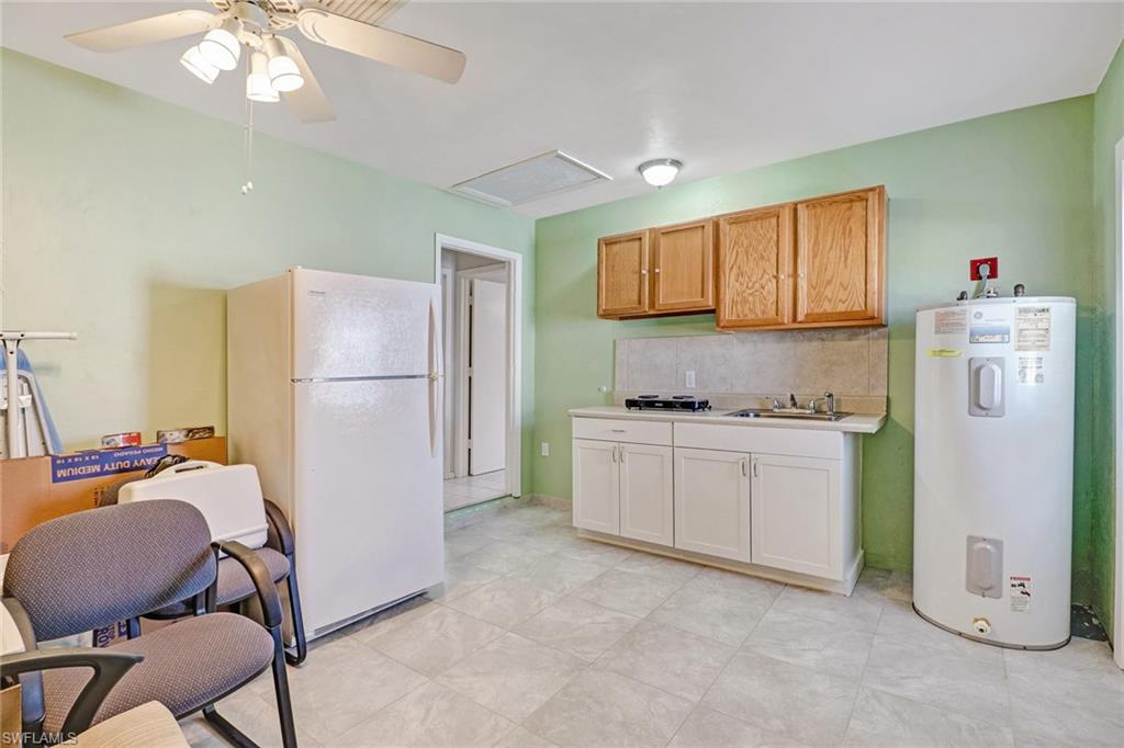 GOLDEN GATE CITY - Residential