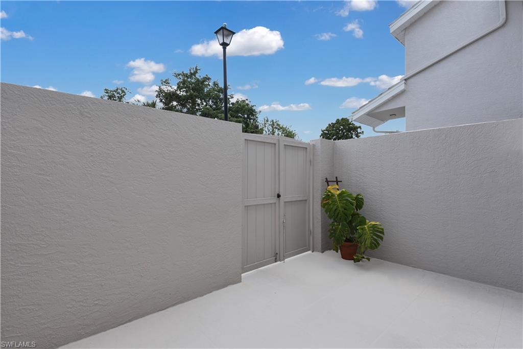 FIELDSTONE VILLAGE - Residential