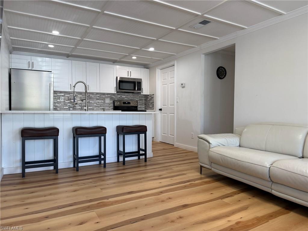 TREETOPS OF NAPLES - Residential