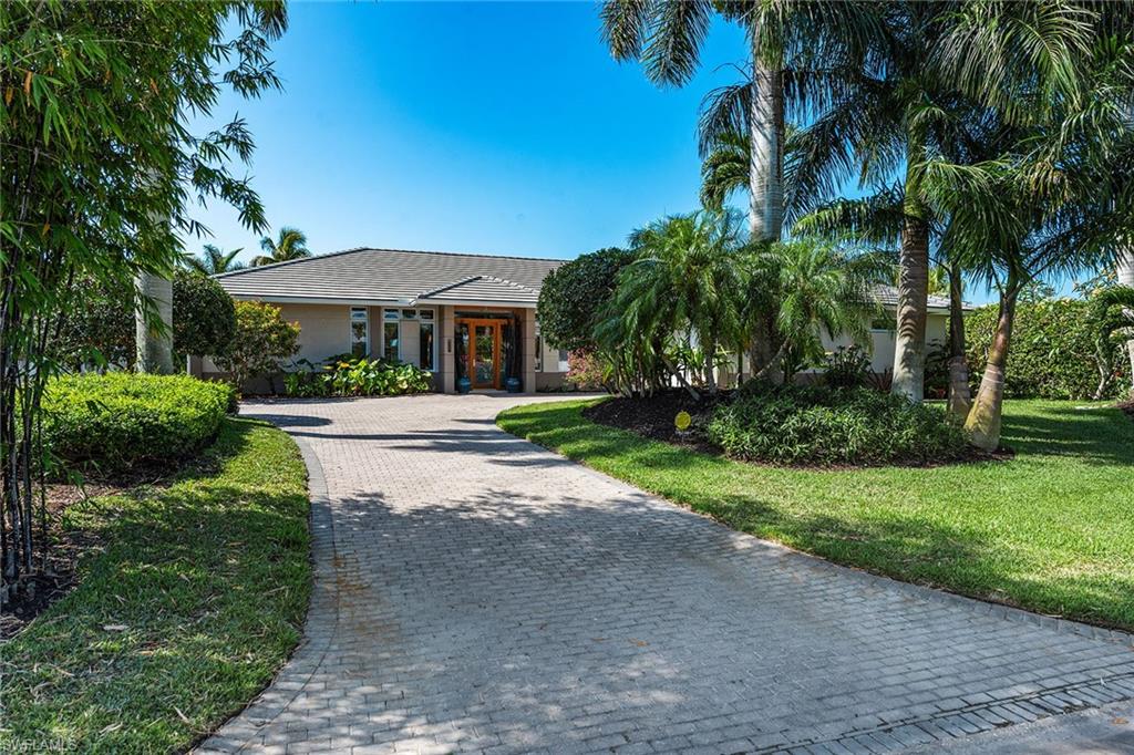 MOORINGS - Residential