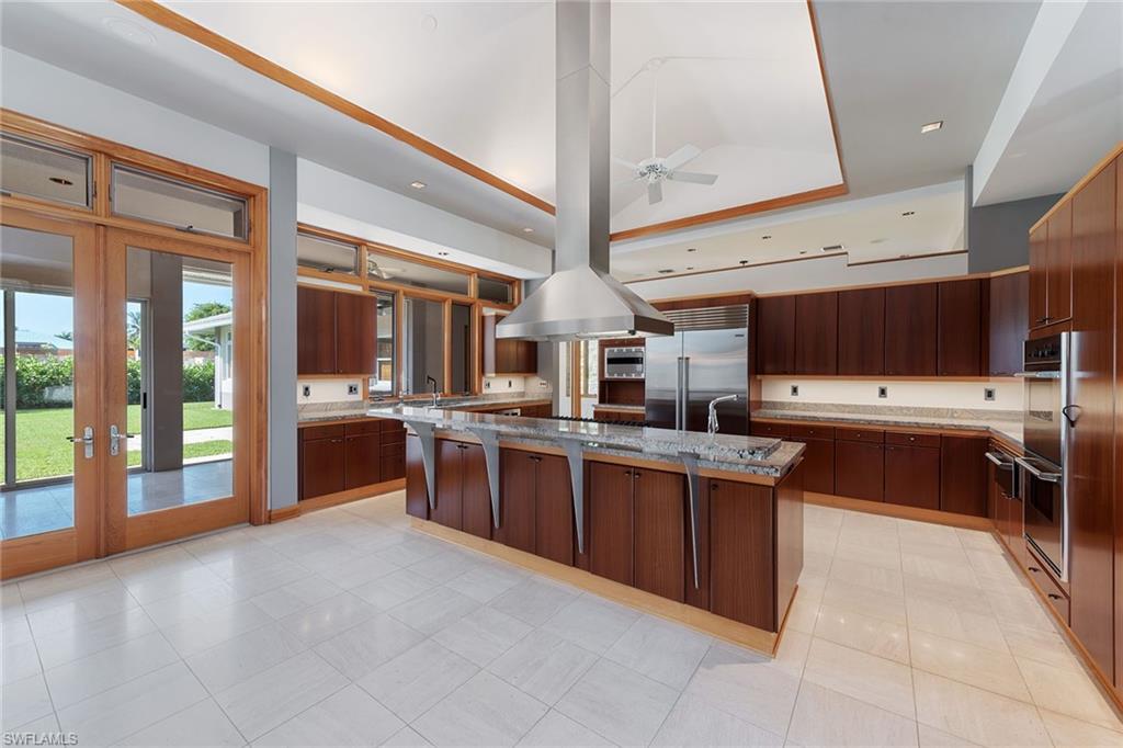 MOORINGS - Residential