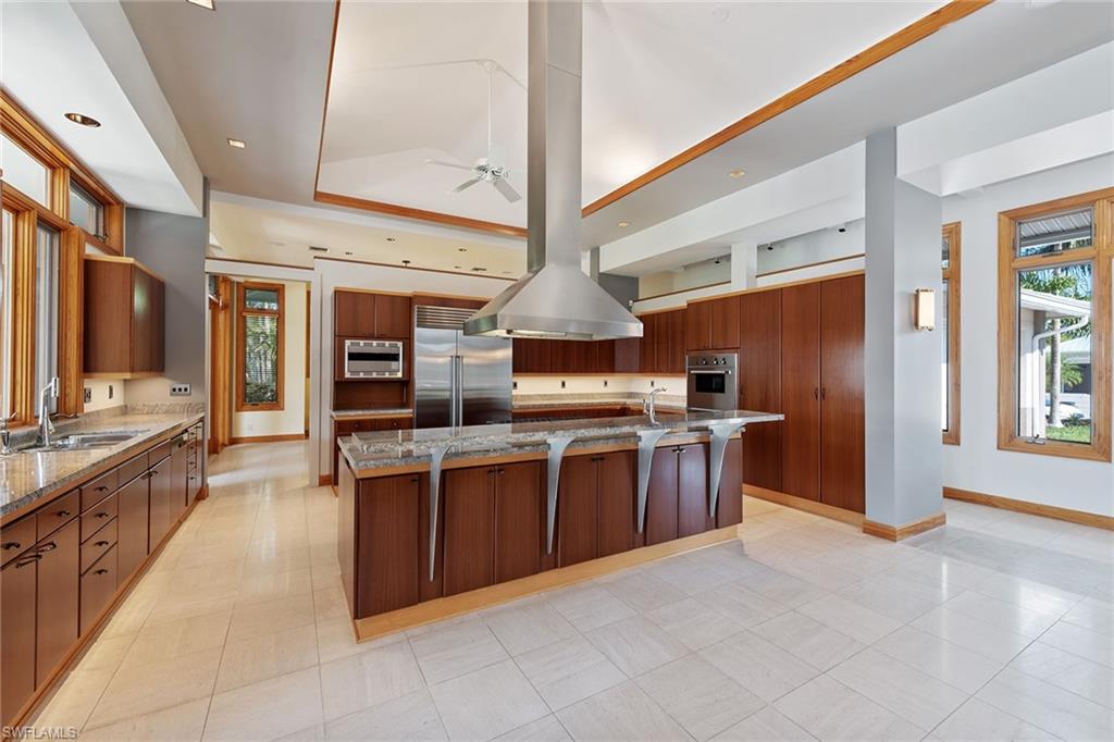 MOORINGS - Residential