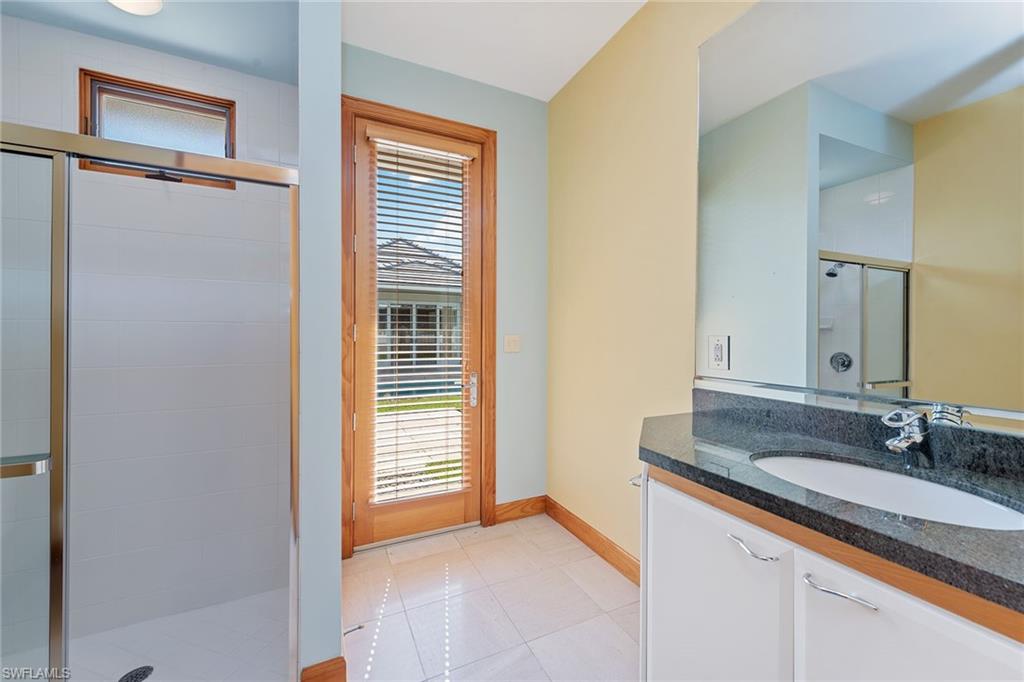 MOORINGS - Residential