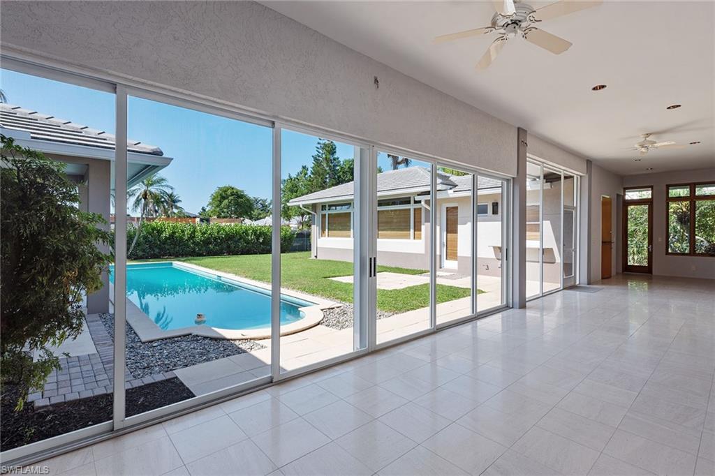 MOORINGS - Residential