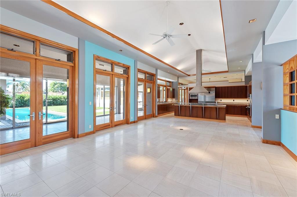 MOORINGS - Residential