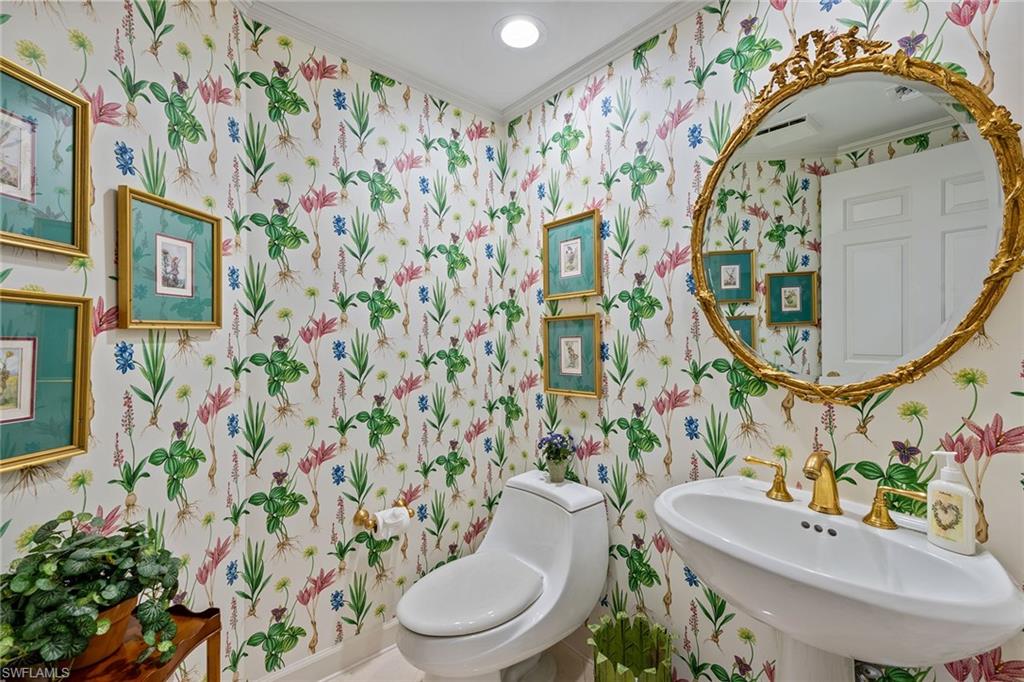 BILTMORE AT BAY COLONY - Residential