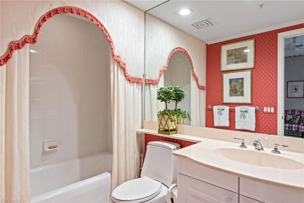 BILTMORE AT BAY COLONY - Residential