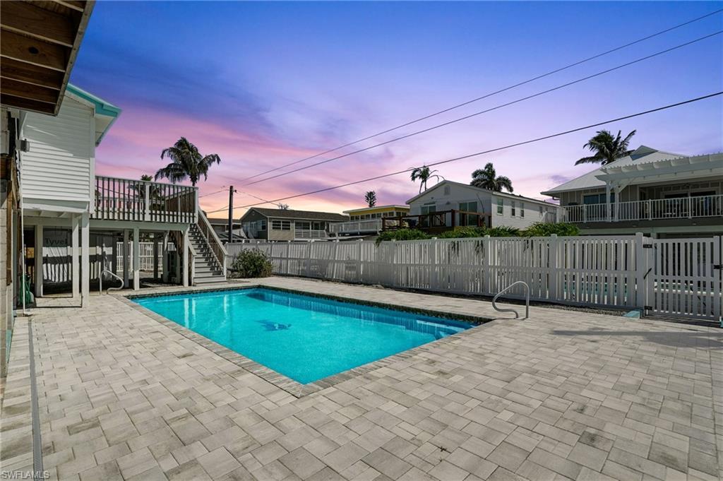 GULF HEIGHTS - Residential