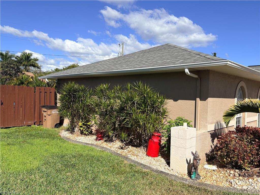 CAPE CORAL - Residential