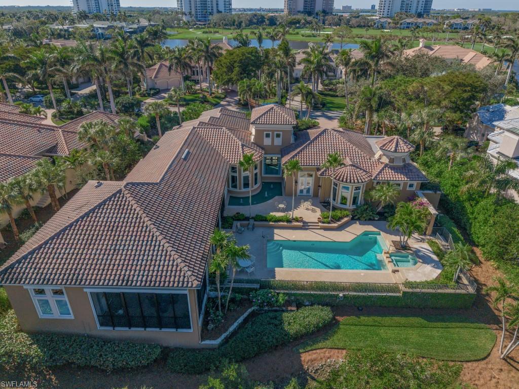 BAY WOODS - Residential