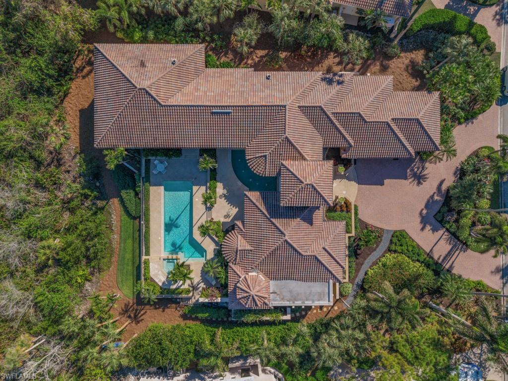 BAY WOODS - Residential