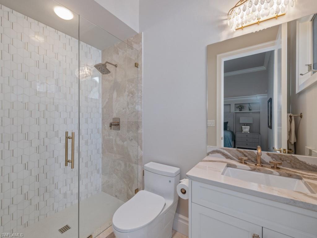 BAY WOODS - Residential