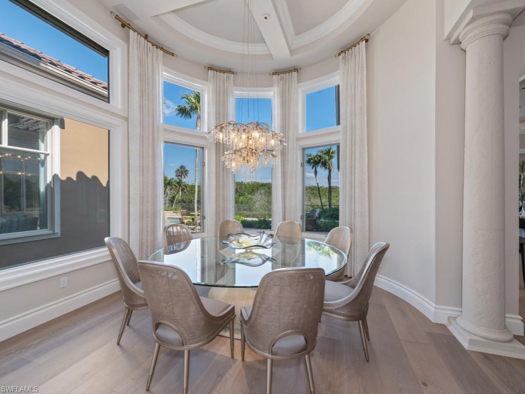 BAY WOODS - Residential