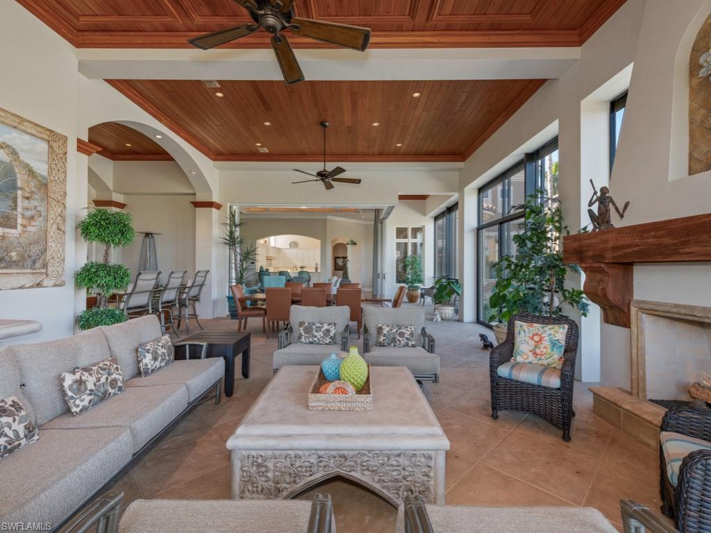 BAY WOODS - Residential