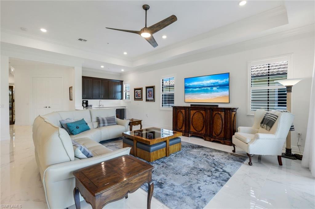 REGATTA LANDING - Residential