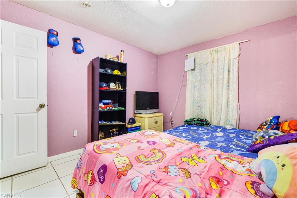 LEHIGH ESTATES - Residential