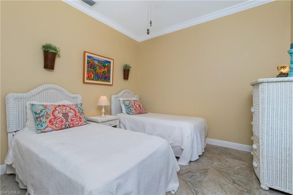 LITTLE PINES ESTATES LAND CONDO PH 1 + 11 - Residential