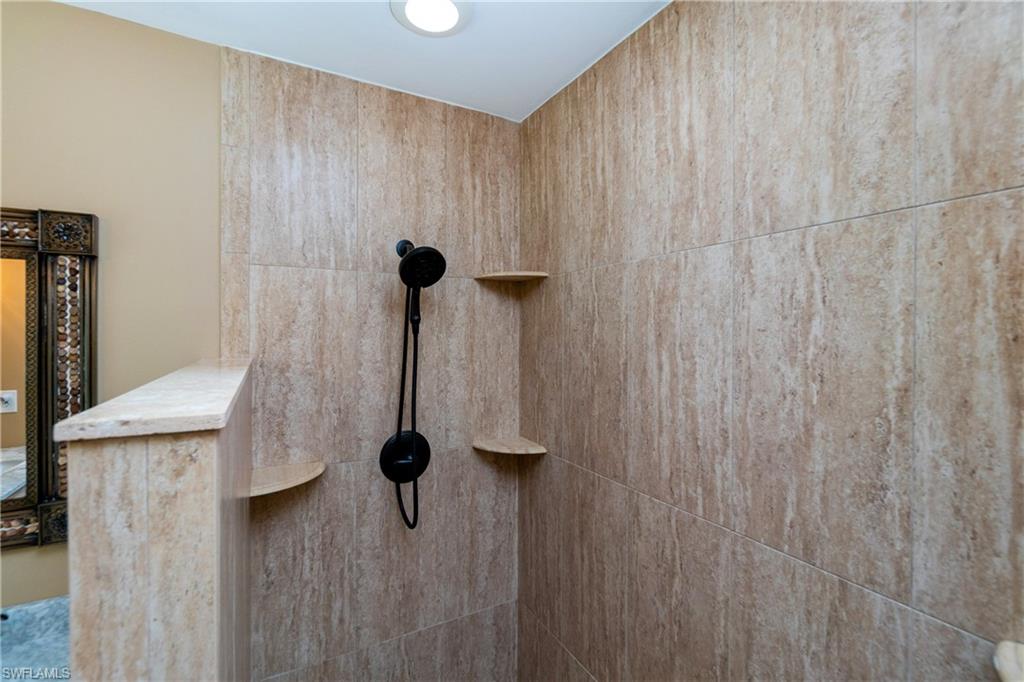 LITTLE PINES ESTATES LAND CONDO PH 1 + 11 - Residential